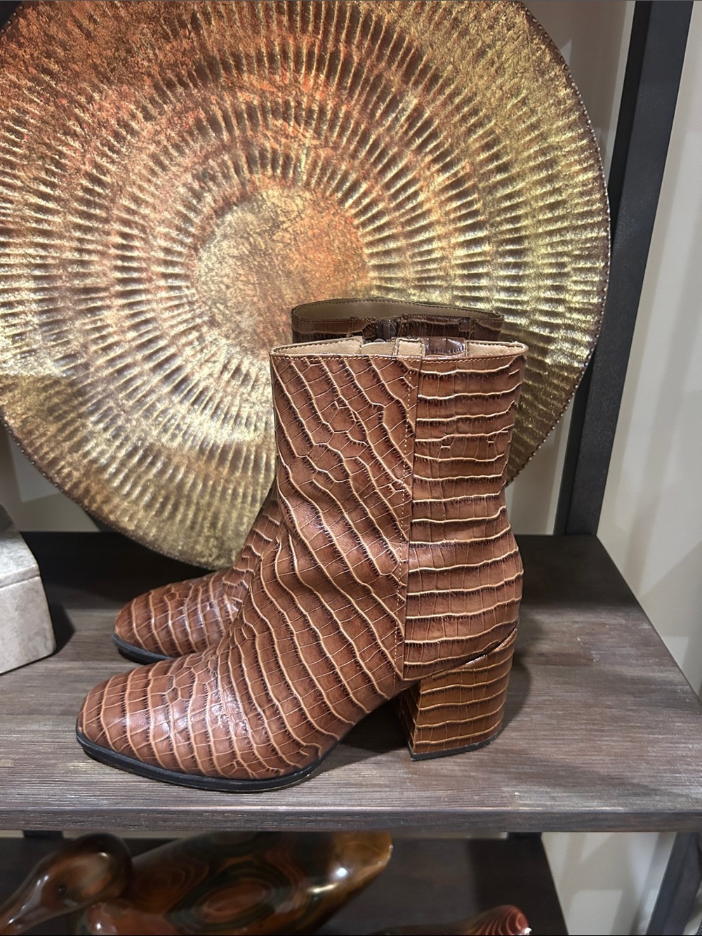 Vionic - 8 - Brown Croc-Embossed Leather Ankle Boots -Womens - Picture 2 of 4